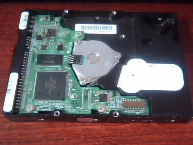Hard Drive IDE Maxtor E-H011-02-3427 DiamondMax Plus 8 30GB 60058856 - image 4