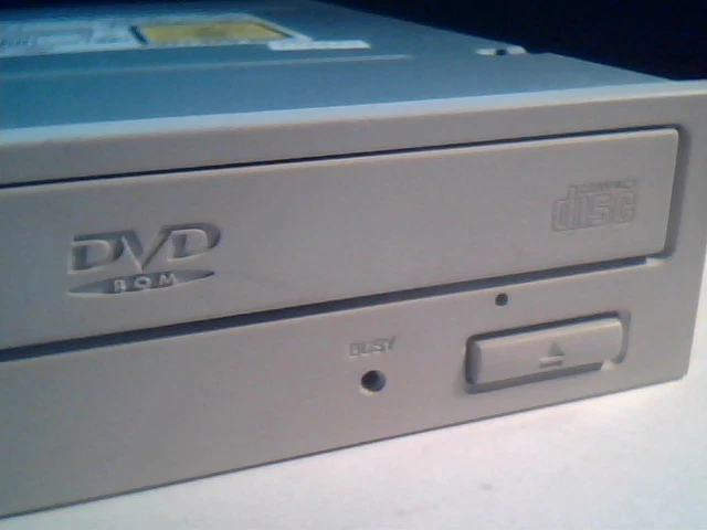 DVD Drive IDE Code DVD-116/2 DVD-116 Pioneer October 2001 ATAPI - image 2