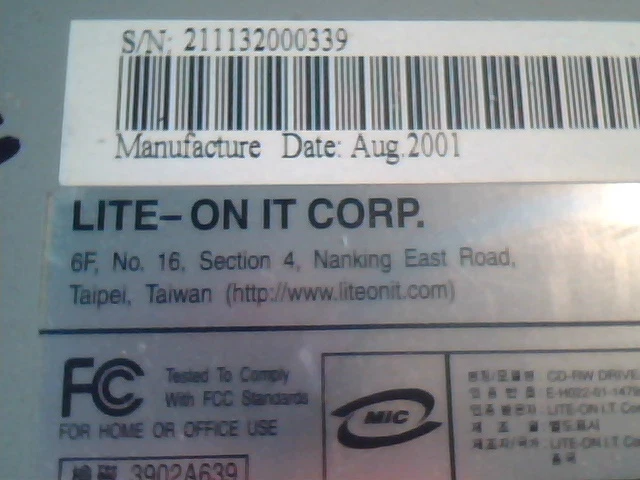 IDE CD Drive LITE-ON IT Corp LTR-16102B Aug 2001 16x10x40x - image 2