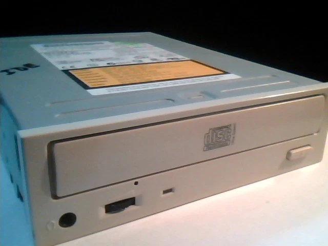 IDE Sony CD-R/RW Drive CRX215E1 January 2003 ATAPI Rewritable