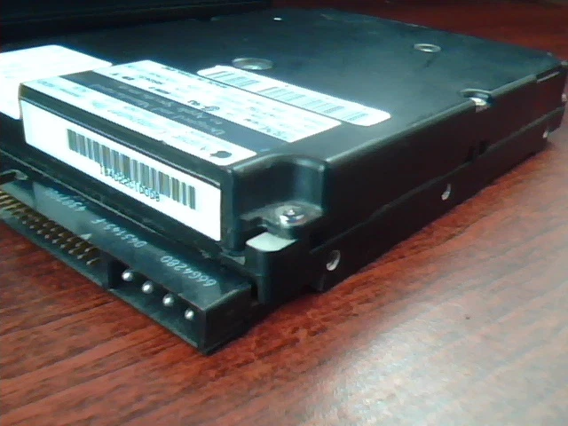 Hard Drive SCSI Apple IBM-H3171-S2 66G4311 D43732 160MB - image 3
