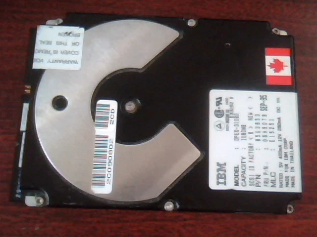 Hard Drive SCSI IBM DPES-31080 85G3653 06H9079 50-pin 1080MB