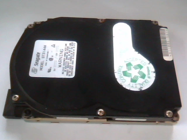 Hard Disk Drive IDE Disk Seagate ST3144A 911006-505 146-187