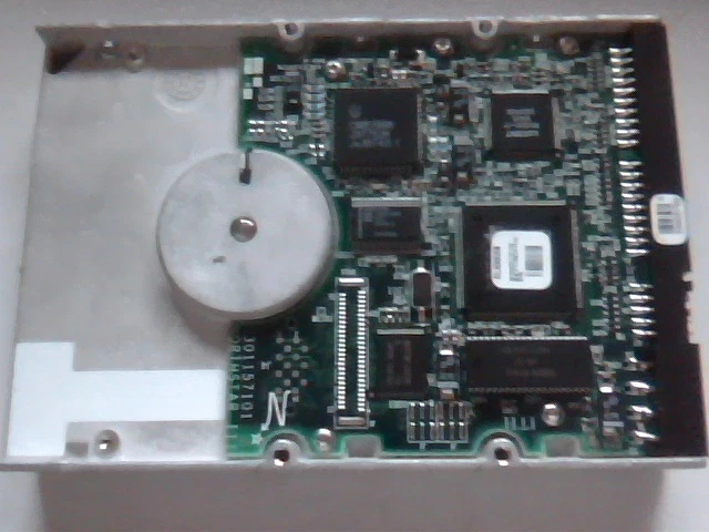 Hard Disk Drive IDE Disk Maxtor 84320D4 04B 02B 11A 11/97 - image 5