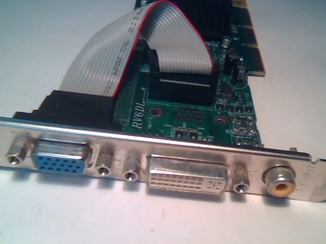 Video Graphics Card AGP RV6DL V1.2 RV6D-B3-64M Radeon 7000 ATI VGA DVI TV-out - image 3