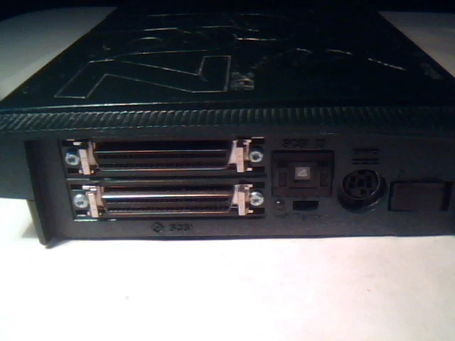 IOMEGA JAZ DRIVE 2GB MODEL V2000S EXTERNAL DRIVE DISK - image 3