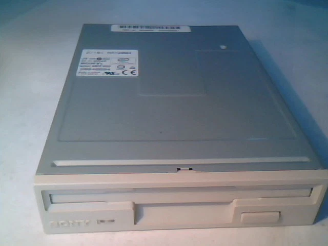 UNUSED SONY MPF920 3.5" 1.44 MB Floppy Drive FDD WHITE faceplate