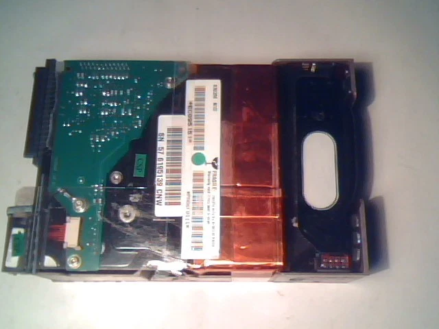 IBM 86F0103 2GB 3.5" HH SCSI-WIDE 68-pin HARD DRIVE TYPE 0664 - image 2