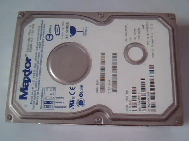 Hard Disk Drive Maxtor MA6Y160P0 YAR41BWO 5187-2137 HD