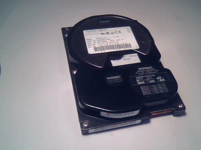 Hard Disk Drive Fujitsu MPA3017AT 1.7GB IDE 40-pin CA01602-B321 CALFOO 702-9147