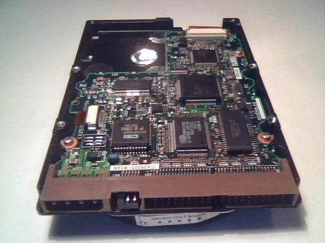 Hard Disk Drive Fujitsu MPA3017AT 1.7GB IDE 40-pin CA01602-B321 CALFOO 702-9147 - image 2