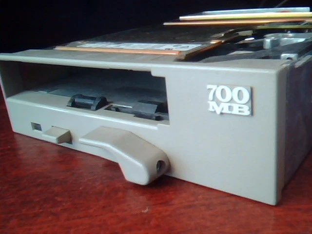 SCSI Tape Drive Cipher ST350F ST 350F 944389-001 700MB