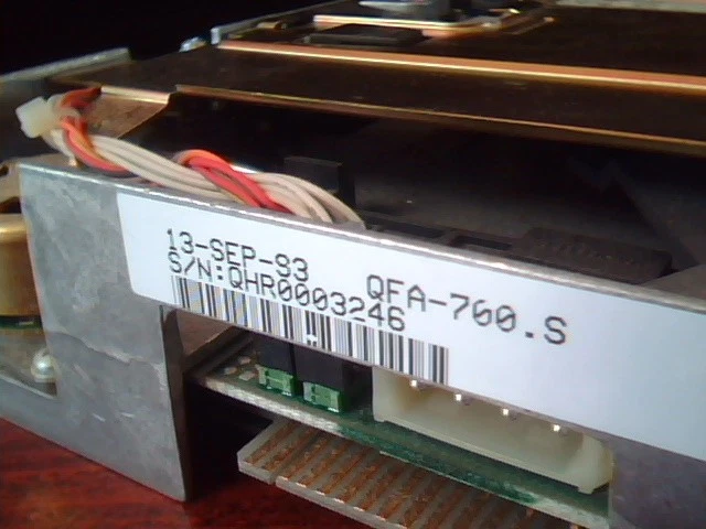 SCSI Tape Drive Cipher ST350F ST 350F 944389-001 700MB - image 3
