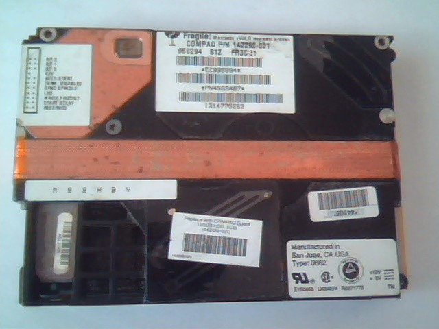 Hard Disk Drive Compaq 142292-001 050294 S12 FR3C31 0662 HDD