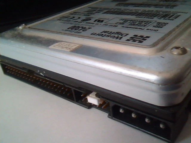 Hard Drive Western Digital 24300 Caviar AC24300-32LCC4 - image 5