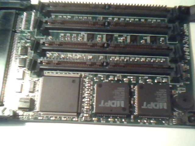 DPT PM2044U SMARTCACHE IV NARROW SCSI PCI card with RC4040 cache extension - image 7