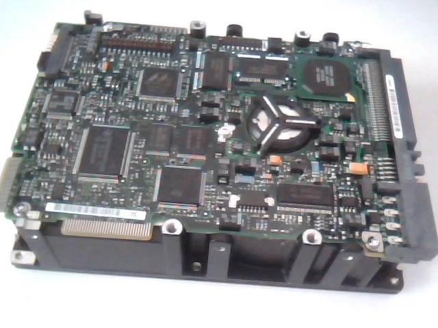 Hard Disk Drive SCSI Seagate Cheetah ST118202LW 9J9005-001 A-01-9922-6 - image 5