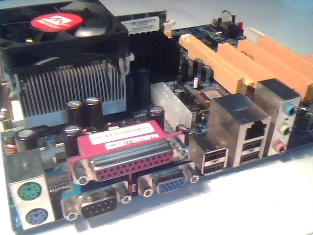 Mercury KVM266PM-U Motherboard Athlon XP2000+ Socket462 loaded - image 2