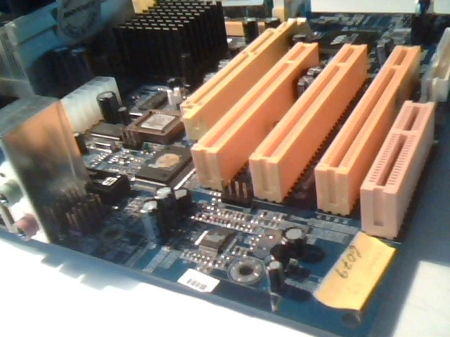 Mercury KVM266PM-U Motherboard Athlon XP2000+ Socket462 loaded - image 3
