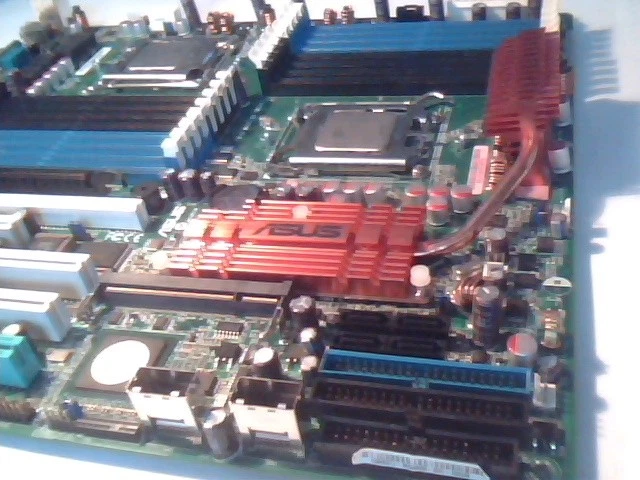Motherboard ASUS KFN4-D16/SAS rev 1.04G Socket F 1207 Dual Opteron Server w/CPUs - image 4