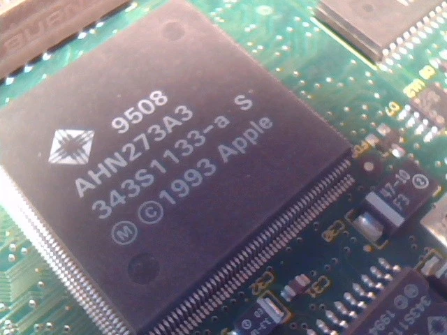 Apple Macintosh 820-0616-A PowerMac Logic Motherboard 75MHz PPC w/ RAM and cache - image 9