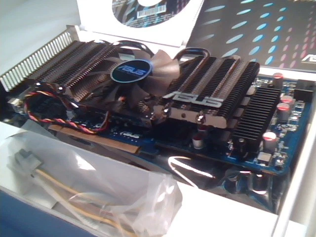 PCI-E card ASUS ENGTS250 DK/HTDI/512MD3/A Dual DVI S-Video C391MP GeForce GTS - image 2