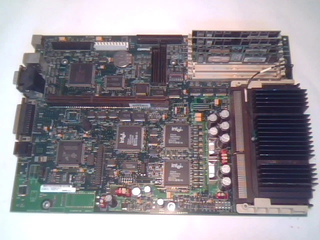 Pentium Motherboard Slot1 Compaq Deskpro 4000 283957-001 440FX TLAN TNETE100