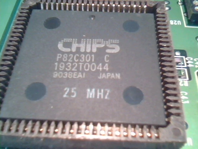 CHIPS P82C301 P82C302 P82A303 P82A304 P82A306 P82B305 P82C206 chipset in sockets - image 4