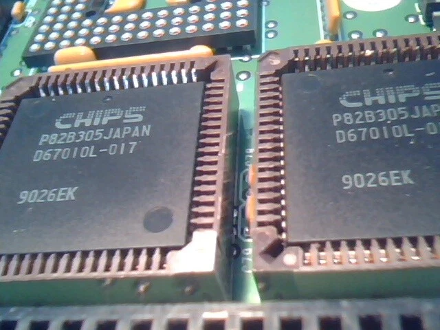 CHIPS P82C301 P82C302 P82A303 P82A304 P82A306 P82B305 P82C206 chipset in sockets - image 9