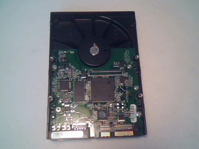 Hard Drive IDE Disk Maxtor E-H011-02-3880 DiamondMax Plus 9 80GB YAR51EW0 R7FYA - image 2