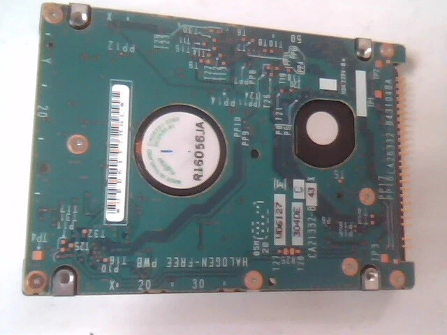 2.5 Hard Drive IDE Fujitsu MHV2040AS CA06531-B704 2006-02 78140160 40GB - image 4
