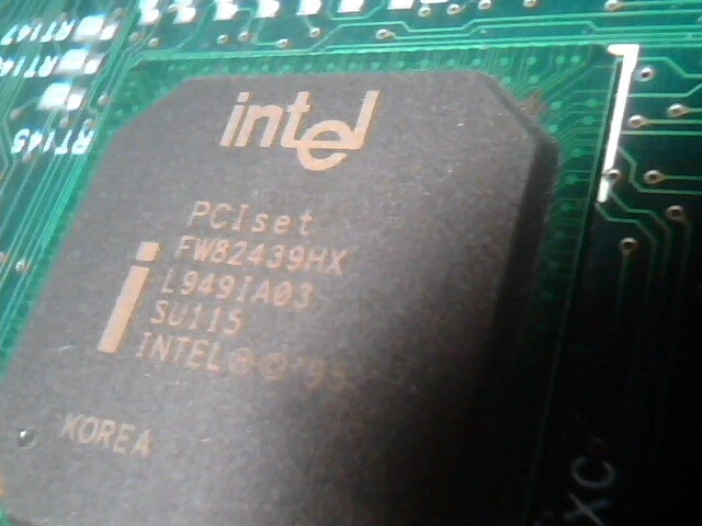 Pentium Socket7 Motherboard LSI Logic Intel 430HX DP83905AVQB SCSI RAID - image 6