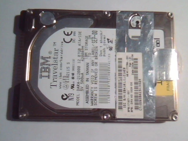 2.5 Hard Drive IDE IBM Travelstar DARA-212000 12.07GB IDE SEP-00 171971-001