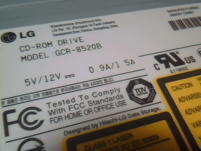 LG CD-ROM CD Drive GCR-8520B 1.00 Aug 2002 52X MAX 40-pin IDE ATA vintage - image 2
