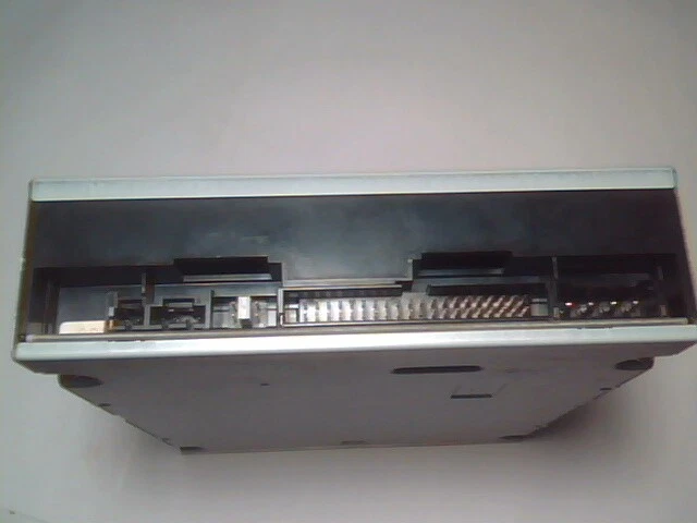 LG CD-ROM CD Drive CRD-8522B 1.02 Feb 2001 52X MAX 40-pin IDE ATA vintage - image 2
