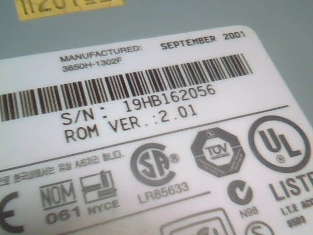 LG CD-ROM CD Drive CRD-8522B 2.01 Sept 2001 52X MAX 40-pin IDE ATA vintage - image 4