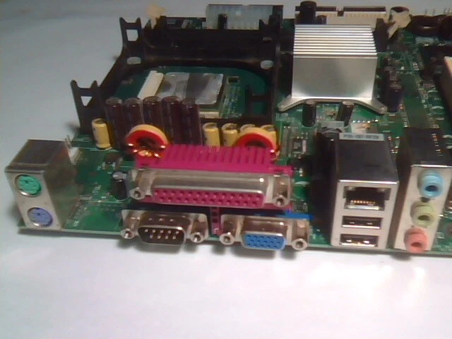 Motherboard Pentium4 P4 Intel Desktop Board D845GVFN/D845PEMY C77641-104 - image 2