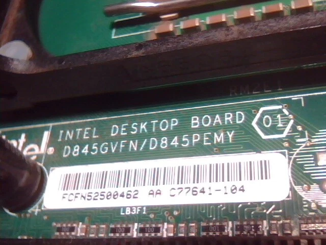 Motherboard Pentium4 P4 Intel Desktop Board D845GVFN/D845PEMY C77641-104 - image 4