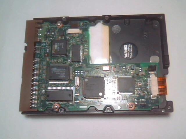 Hard Disk Drive IDE Fujitsu MPB3032AT CA01630-B331 1997-12 C02-2009 rev A2 3.2G - image 2
