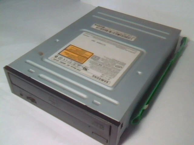 Samsung DVD Master 16E Drive CD SD-616 October 2001 09J259 A00
