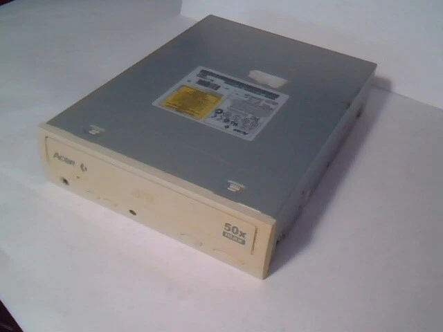 CD Drive Acer 650P-072 M-F35KG 50X max 50KT February 2000