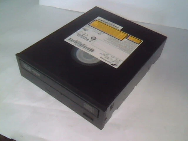 HL Data Storage DVD Multi Drive GMA-4020B A0 GYA0 CD February 2003