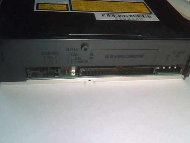 HL Data Storage DVD Multi Drive GMA-4020B A0 GYA0 CD February 2003 - image 4