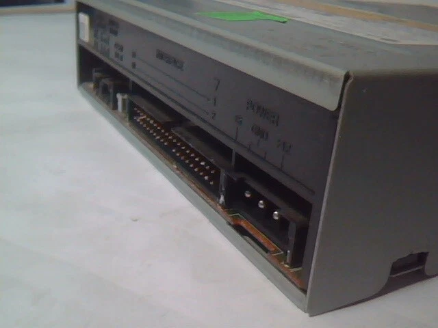 LG CD-RW DVD ROM Drive GCC-4480B March 2003 1.02 16xDVD 48x24x48x - image 6