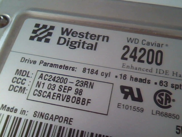 IDE Hard Disk Drive Western Digital Caviar 24200 AC24200-23RN 28L1623 12J3143 - image 2