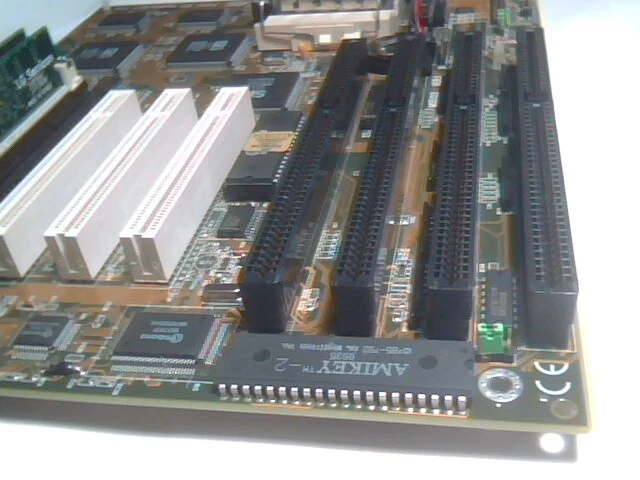 Motherboard Pentium Socket7 MSI MS5122 v1 MS-5122 P54C SI5 SIS AF7C loaded - image 3
