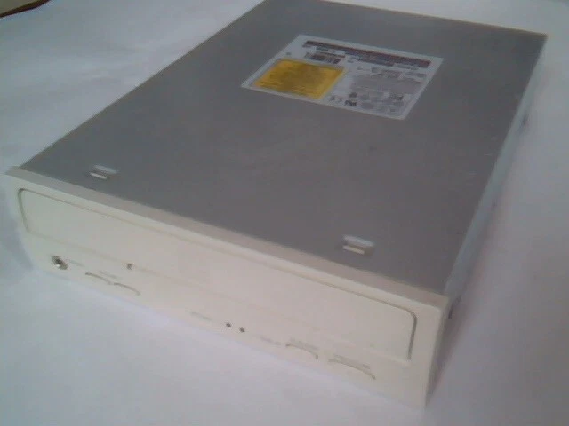 CD Drive Acer Peripherals 4432086 December 1999 Recordable Rewritable