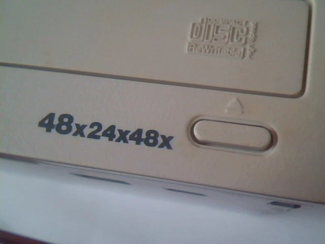 CD-RW Drive LITE-ON It Corp. LTR-48246S Nov2002 48x24x48x - image 4