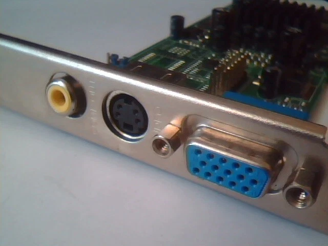 AGP card ATI Radeon 7000 64M TVO 1024-6112-06-SA Comp-Out S-Video VGA - image 5