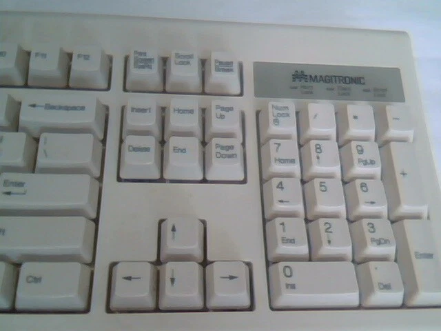 Magitronic Keyboard KB-6923 D-K9500M - vintage, working - image 4